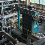Jak ograniczyć zużycie energii w instalacjach przemysłowych? Rola wymienników ciepła w optymalizacji procesów